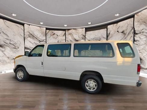Used 2007 Ford E-350 and Econoline 350 XLT image 5