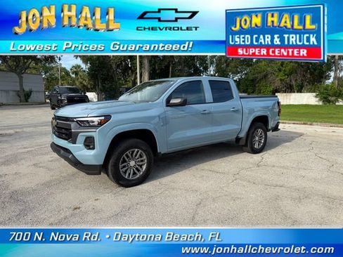 Used 2025 Chevrolet Colorado LT w/ LT Convenience Package AWD/4WD image 2