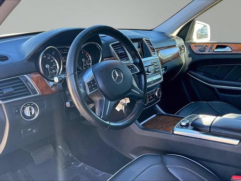 Used 2013 Mercedes-Benz GL 450 4MATIC image 11
