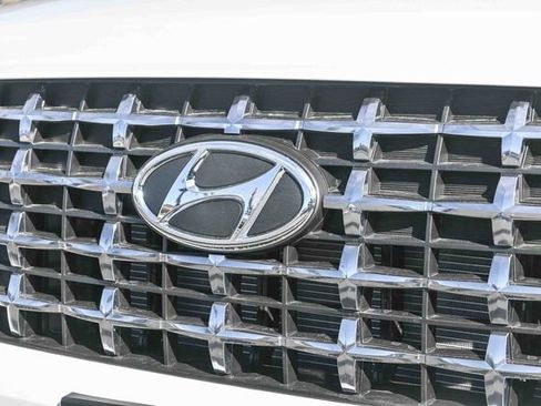 New 2026 Hyundai Venue SEL image 14