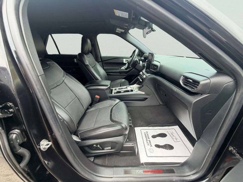 Used 2020 Ford Explorer ST w/ ST Street Pack AWD/4WD image 32