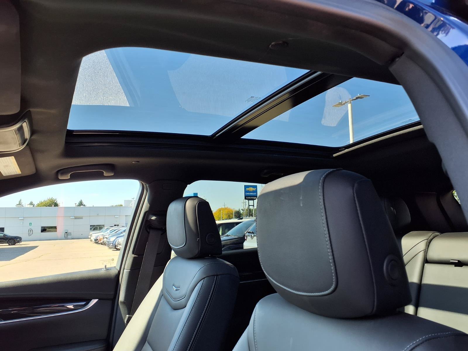 Used 2024 Cadillac XT5 Premium Luxury w/ LPO, Floor Liner Package AWD/4WD image 19