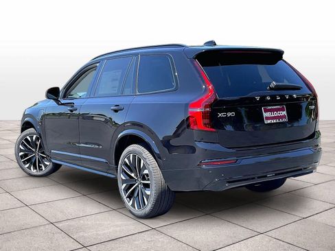 New 2026 Volvo XC90 T8 Ultra w/ Protection Package AWD/4WD image 3
