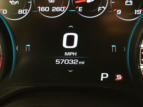 Used 2017 Chevrolet Camaro SS RWD image 27