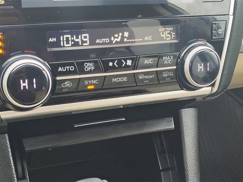 Used 2018 Subaru Outback 3.6R Limited image 23