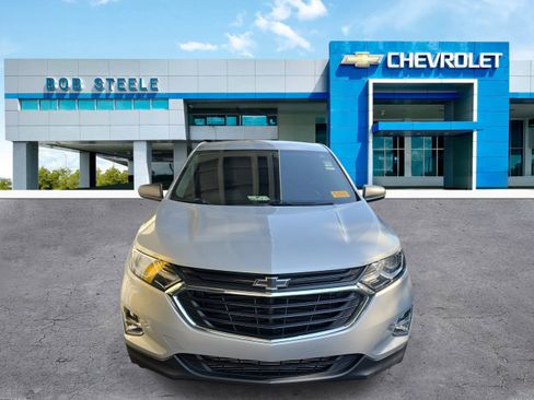 Used 2019 Chevrolet Equinox LS FWD image 2