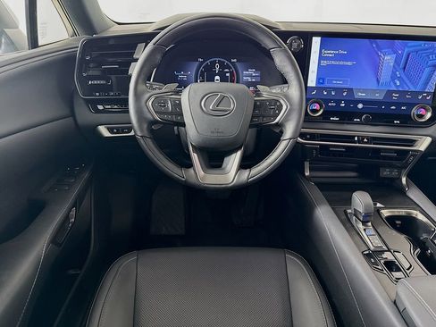 Certified 2025 Lexus RX 350 Premium w/ Accessory Package (Z1) image 24