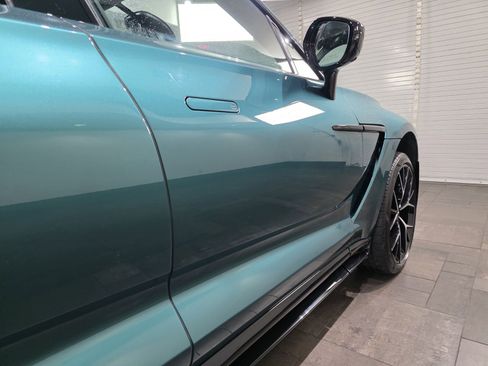 Used 2024 Aston Martin DBX 707 image 9