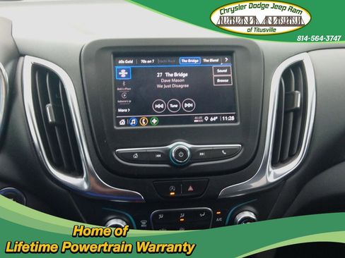 Used 2022 Chevrolet Equinox LT image 19