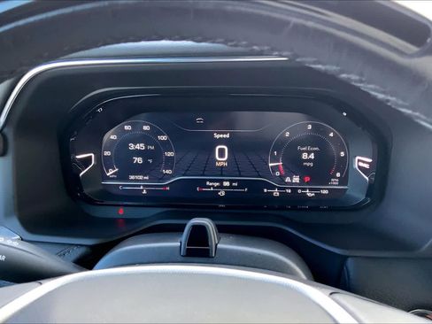 Used 2023 GMC Yukon XL Denali w/ Advanced Technology Package AWD/4WD image 17