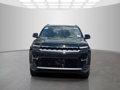 New 2026 Jeep Grand Wagoneer Limited AWD/4WD image 2