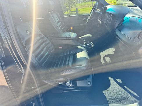 Used 2001 Ford F150 Harley-Davidson image 11