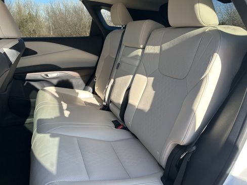 Used 2024 Lexus RX 350 Premium Plus w/ Convenience Package image 6