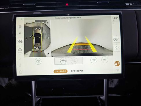 New 2026 Land Rover Range Rover SE image 26