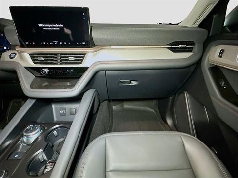 New 2026 Ford Explorer Active w/ Active Comfort Package image 26