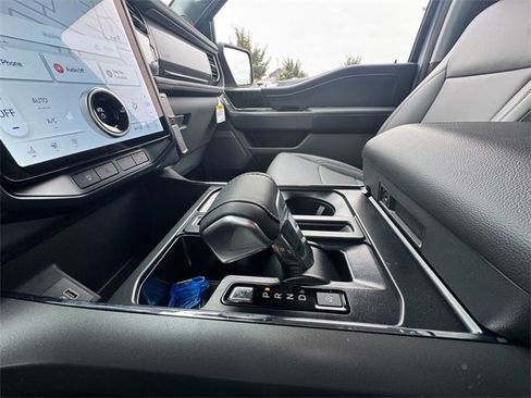 New 2025 Ford F150 Lightning Flash image 25