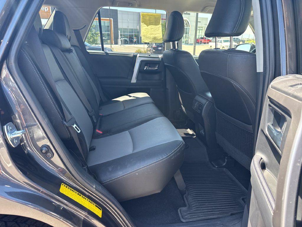 Used 2021 Toyota 4Runner SR5 Premium AWD/4WD image 28