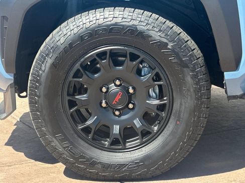 New 2026 Toyota 4Runner TRD Off-Road Premium AWD/4WD image 32