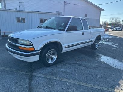 Used 2002 Chevrolet S10 Pickup LS w/ LS Preferred Equipment Group