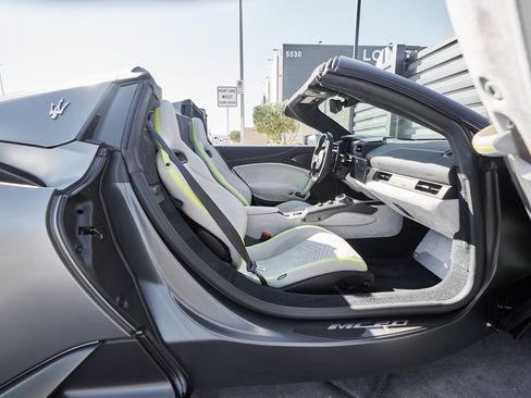 Used 2023 Maserati MC20 Spyder image 33