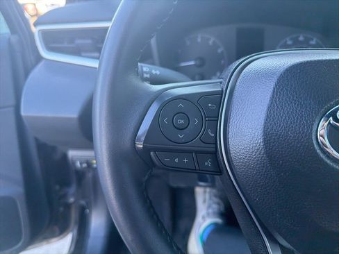 Used 2025 Toyota Corolla SE image 13