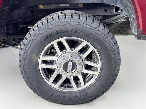 Used 2018 Ford F250 Lariat w/ Lariat Value Package image 31