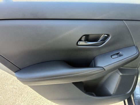 Used 2025 Nissan Sentra SV w/ All-Weather Package FWD image 14