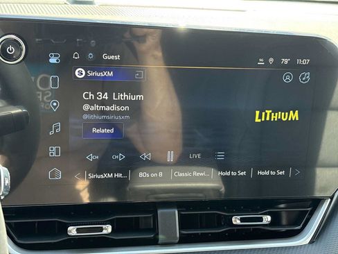 New 2027 Chevrolet Equinox LT w/ Convenience Package II AWD/4WD image 13