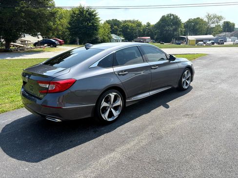 Used 2019 Honda Accord Touring image 26
