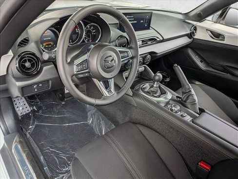 New 2026 MAZDA MX-5 Miata Club w/ Interior Package RWD image 3