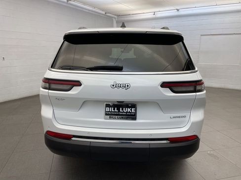 New 2026 Jeep Grand Cherokee L Laredo image 4