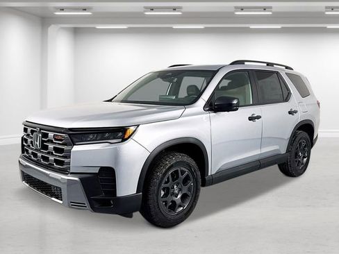 New 2026 Honda Pilot TrailSport image 7