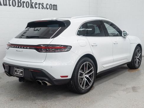Used 2024 Porsche Macan S AWD/4WD image 56