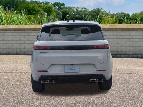 New 2026 Land Rover Range Rover Sport Dynamic SE AWD/4WD image 5