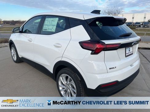 New 2027 Chevrolet Bolt LT image 6