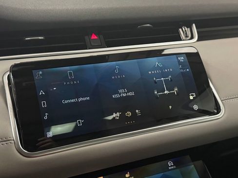 Used 2022 Land Rover Range Rover Evoque S image 19