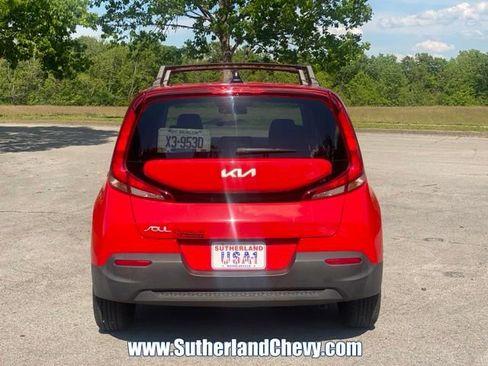 Used 2022 Kia Soul LX FWD image 5