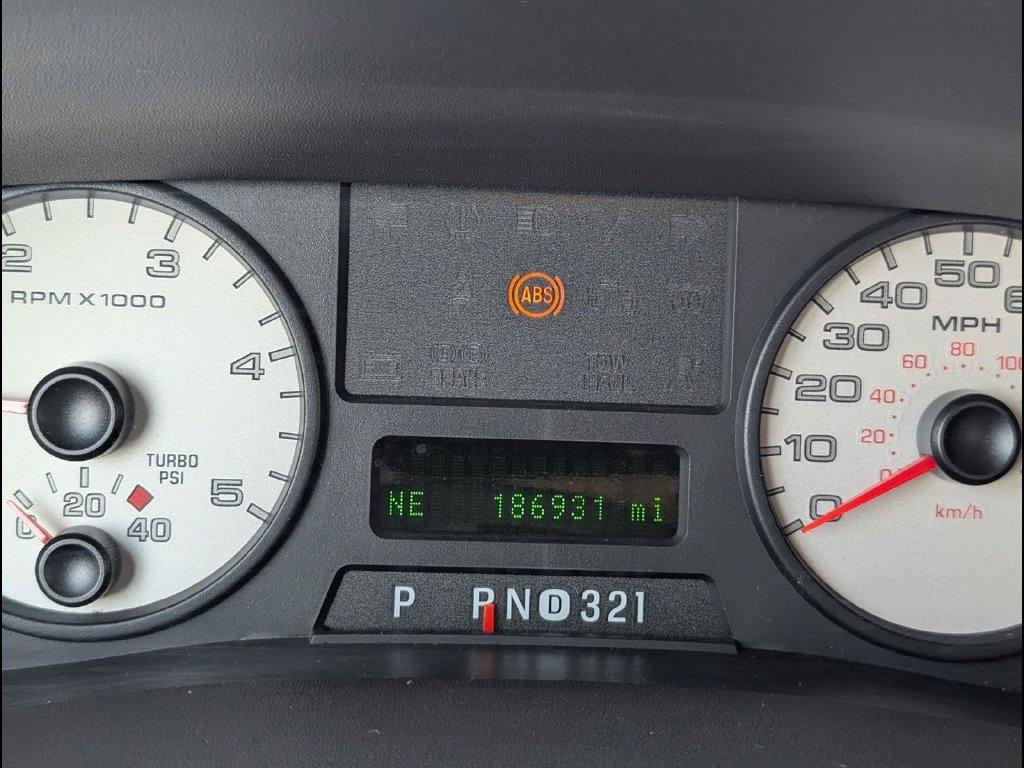 Used 2005 Ford F250 XL AWD/4WD image 10