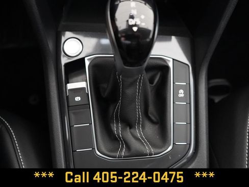 Used 2024 Volkswagen Tiguan SE FWD image 38