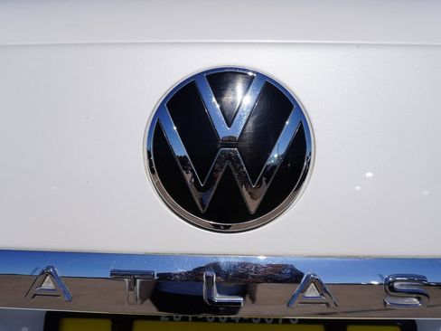 Used 2023 Volkswagen Atlas Cross Sport SEL image 30