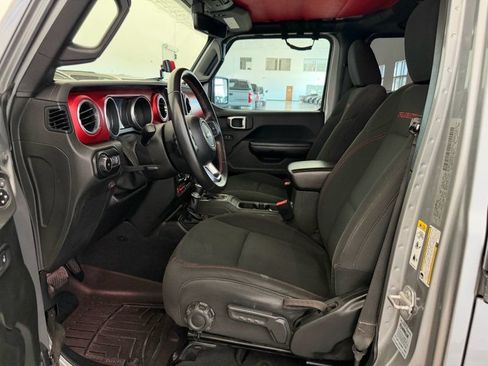 Used 2018 Jeep Wrangler Unlimited Rubicon AWD/4WD image 18