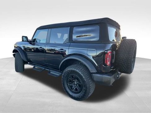 Used 2023 Ford Bronco Wildtrak image 4