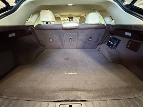 Used 2017 Lexus RX 450h Base AWD 4dr SUV w/ Cold Weather Package image 16