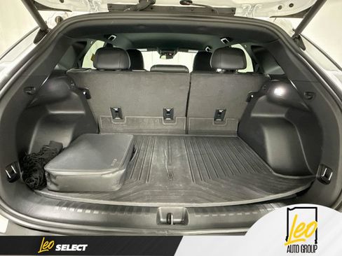 Used 2024 Chevrolet Blazer EV LT AWD/4WD image 29