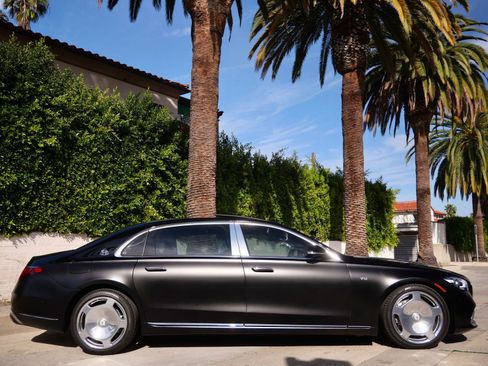 Used 2024 Mercedes-Benz Maybach S 680 4MATIC image 4
