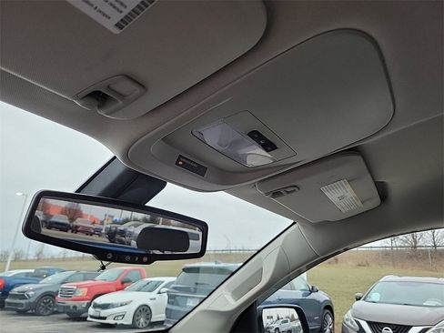 Used 2021 Chevrolet Colorado W/T w/ Custom Special Edition image 31