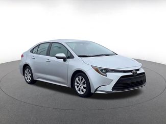 Used 2025 Toyota Corolla LE video 2