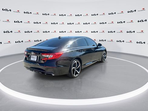 Used 2021 Honda Accord Sport image 8