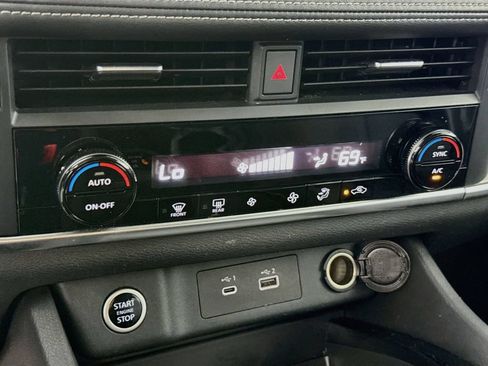 Certified 2023 Nissan Rogue SV AWD/4WD image 8