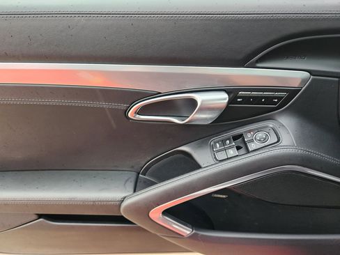 Used 2019 Porsche 911 Carrera 4S image 27